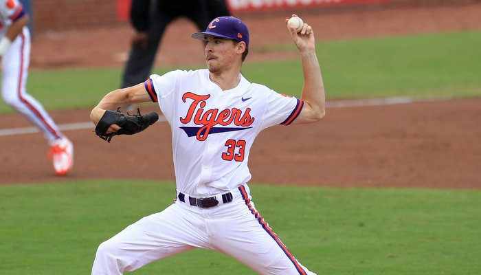 Erwin dazzles as Clemson beats No. 3 Louisville