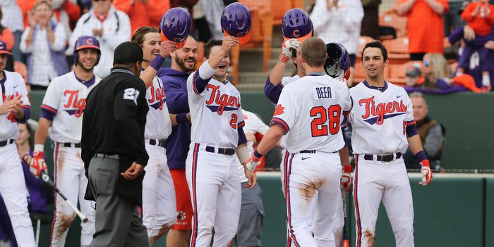 Beer fuels rout of Bears in 19-2 Clemson win Sunday