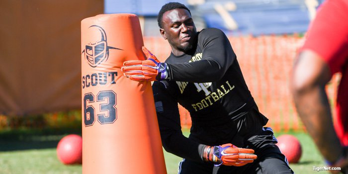 4-star 2017 DE has Clemson in his top group