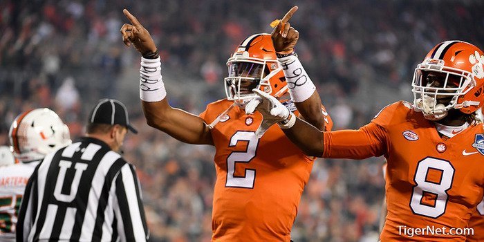 Clemson football hands out 2017 team awards