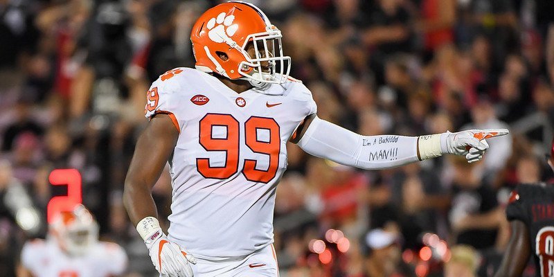 Clemson D-linemen make NFL decision