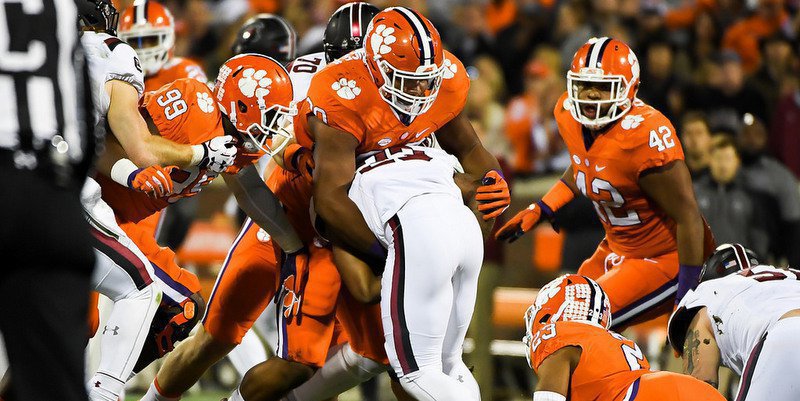 Two defensive starters listed questionable on injury report