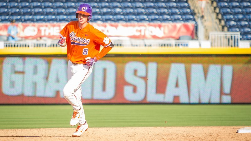 Clemson shortstop named to Golden Spikes watch list