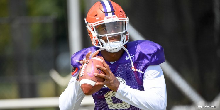 Former Clemson QB commits to SEC school