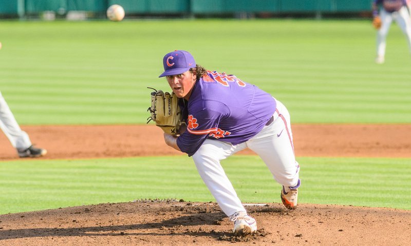 Clemson pitcher suffers season-ending injury