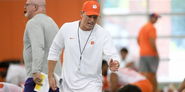 Spring Practice Friday Insider: Rain doesn't dampen Venables' intensity