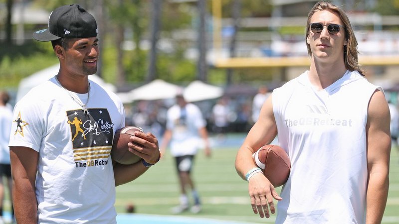 Clemson QB's Present and Future: Lawrence and Uiagalelei spend time together