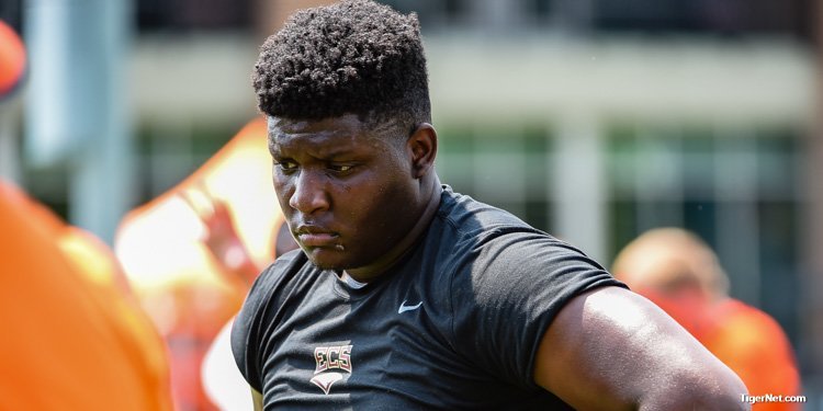 Evening Camp Insider: Day one ends with coaches doing their best to motivate