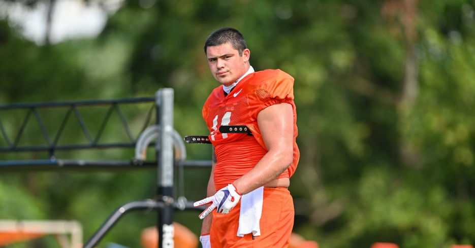 Saturday Scrimmage Insider: Injury news, QB battle, Bryan Bresee as good as advertised