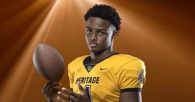 Top Florida defensive end high on Clemson