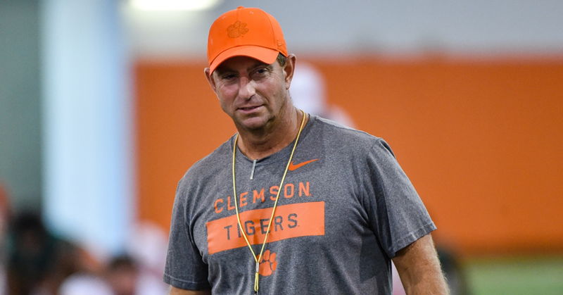 Swinney gives midweek injury updates, hopes South Carolina fans behave