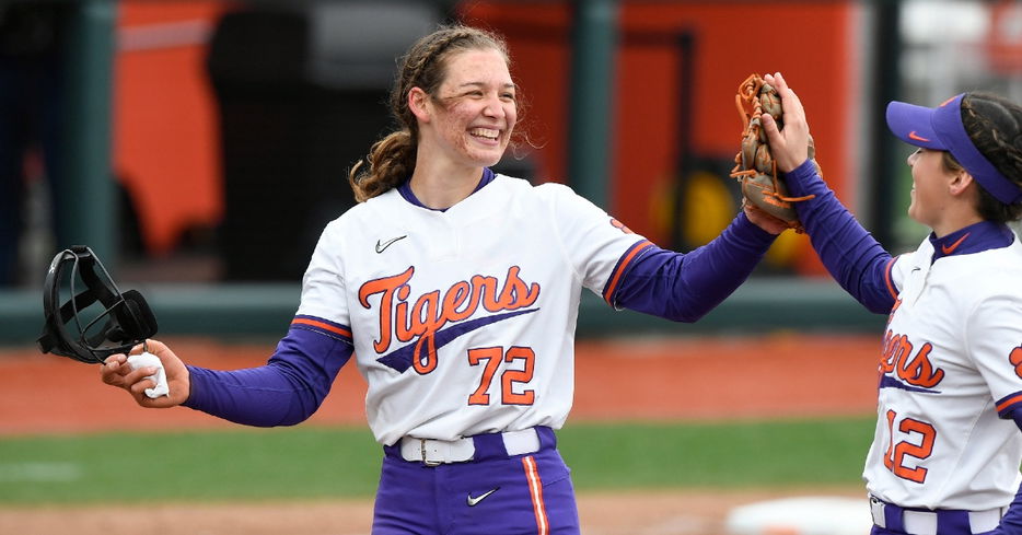 Tigers start weekend in Atlanta with win