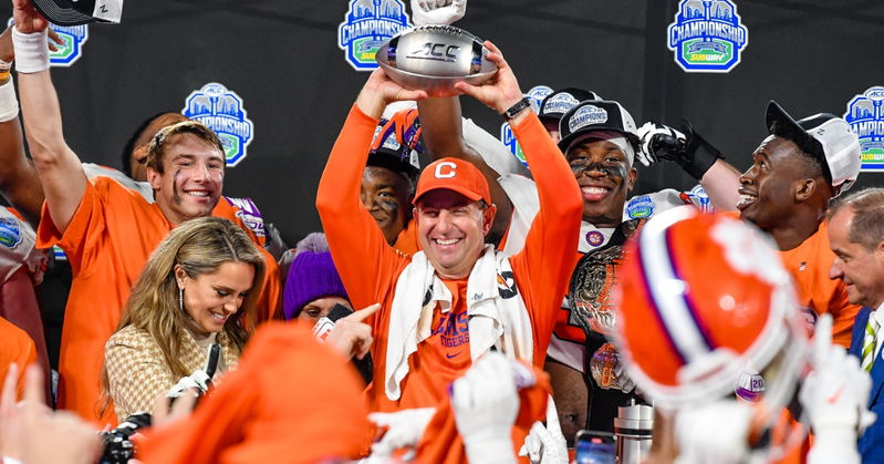 Swinney updates Clemson injuries, says Tigers are focused on the goal