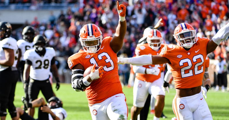 Clemson has the No. 1-ranked defensive line according to Athlon Sports. 