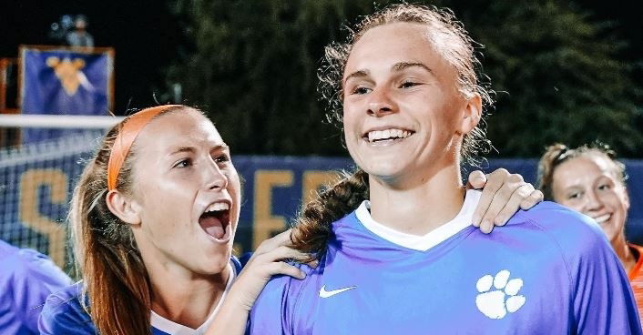 Halle Mackiewicz had a shutout behind goal (Photo via Clemson Women's Soccer Twitter)