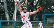 No. 5 Clemson suffers first loss of season to No. 9 Tennessee