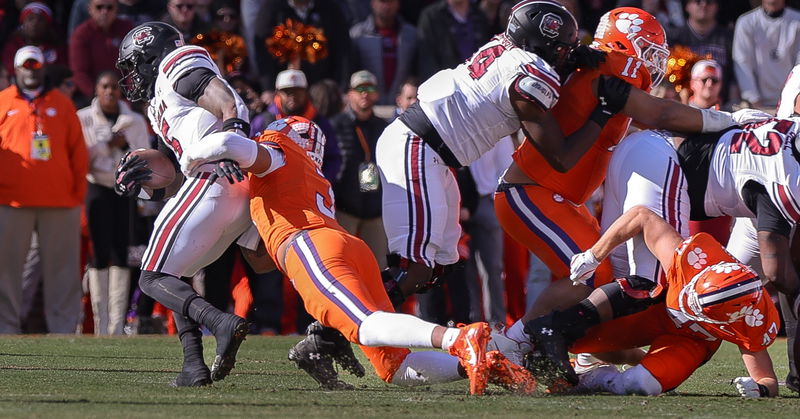 Twitter reacts to Clemson's loss to South Carolina