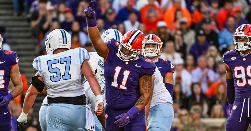 Clemson standout DL Peter Woods confirms he will return to Clemson in 2025