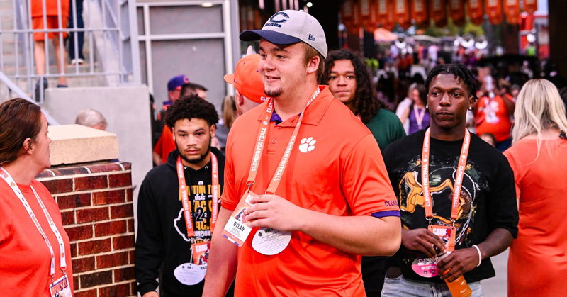 Rising Georgia OT says Clemson does things in a 