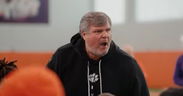 ESPN analysts see Matt Luke's mentality guiding top Clemson O-line unit in 2025