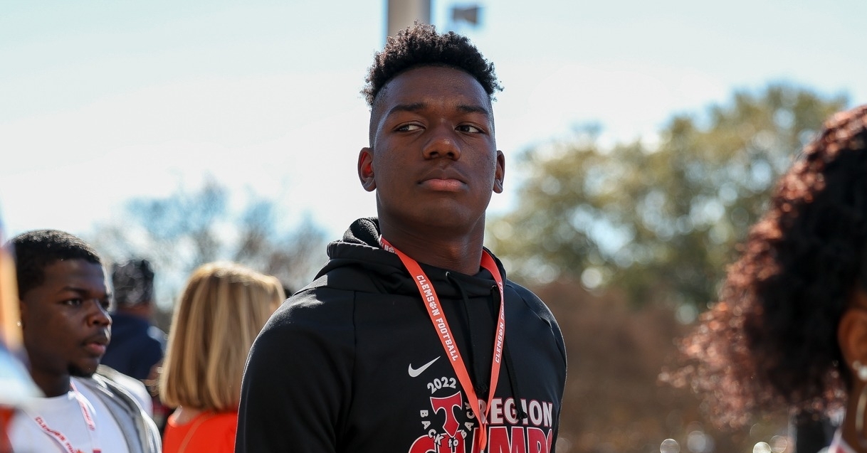 Top GA edge rusher has Clemson in final three schools