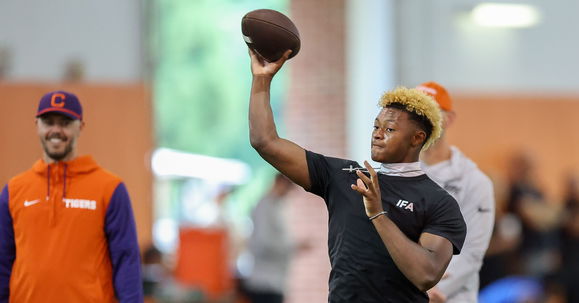New top-rated QB offer says day in Clemson was 