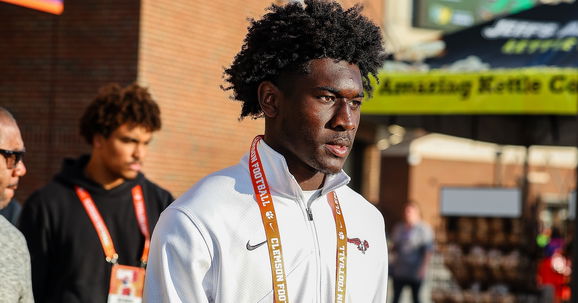 Top target heading toward decision weekend with Clemson very much in play