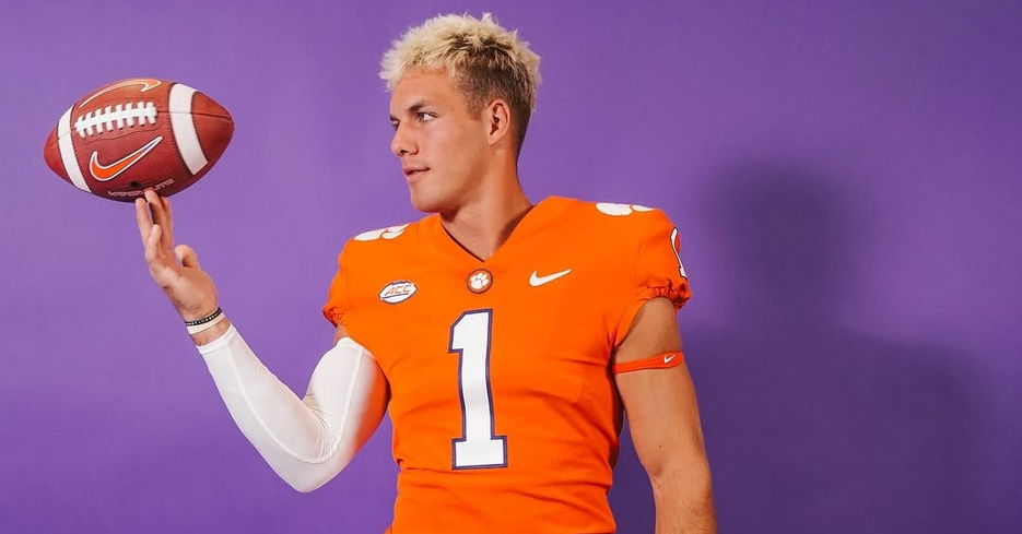 Clemson pledge Tait Reynolds details Elite 11 experience, handling rising national stock