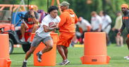 Alabama RB feels like Clemson is 'national championship-type team' after camp
